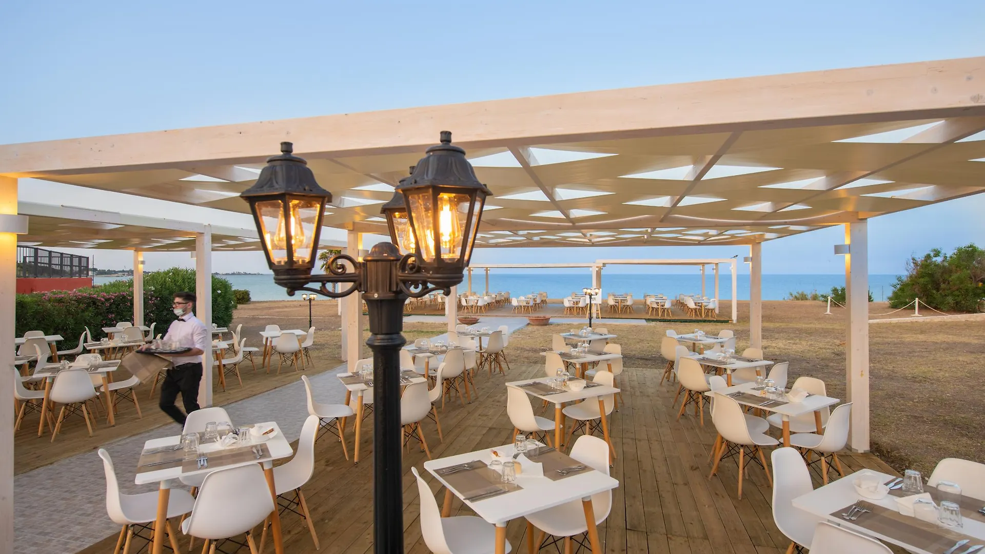 Hotel Club Eloro Lido di Noto 4*,  Italien