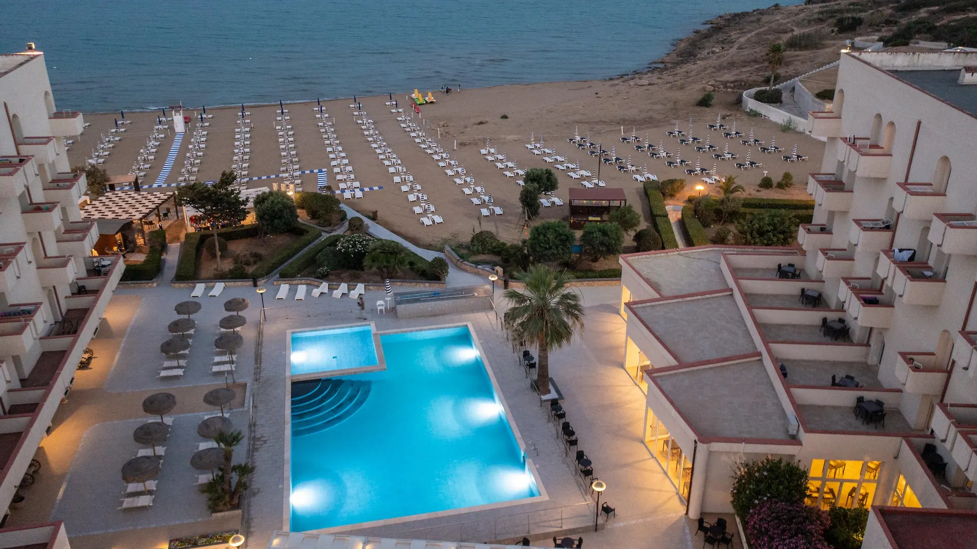 Hotel Club Eloro Lido di Noto 4*,